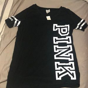 Tee shirt, never worn!!